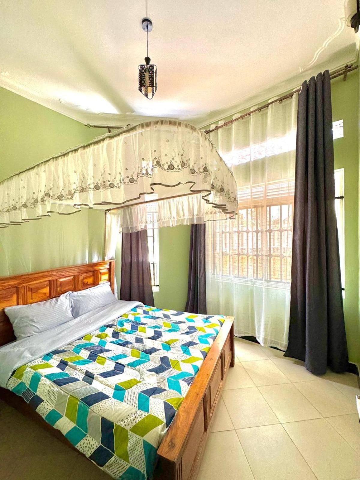 Entula Safari And Accommodation Mbarara المظهر الخارجي الصورة